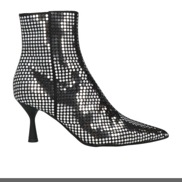 NEW! AGL sparkling bootie size 38- 7.5US